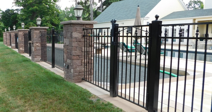 Glastonbury-Fence-Company - Thompson Landscape | 860.659.1438